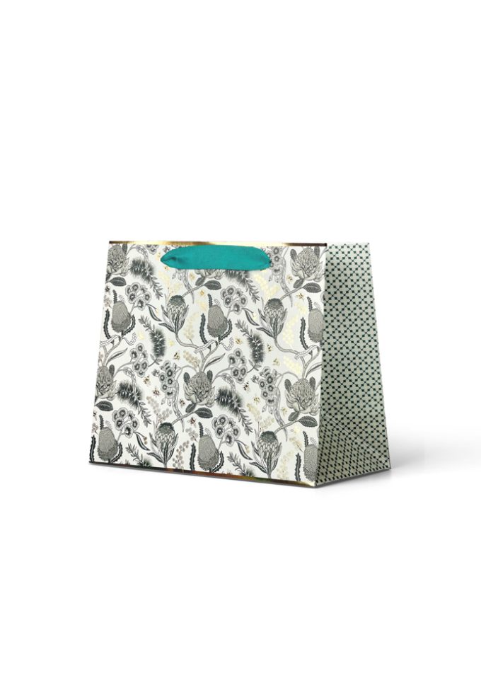 B902MP Premium Gift Bag Medium Black Botanical
