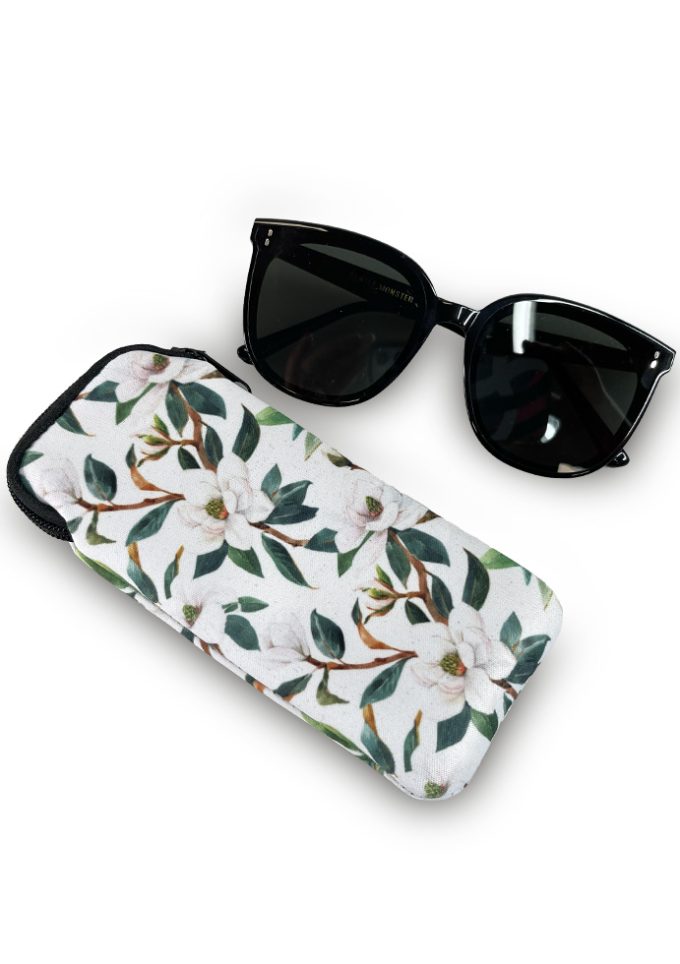 SGC-067 Neoprene Sunglasses Case - Gardenia Pattern